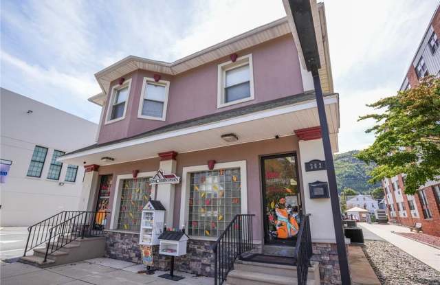 362 Delaware Avenue Gallery 1