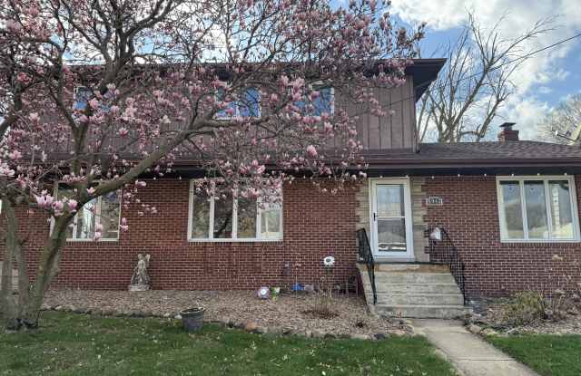 8944 Erie Street photos photos