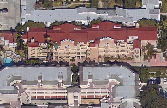 Beautiful Condo Close to Beach – 2 Bed + Office | 2 Bath | Resort-Style Amenities photos photos