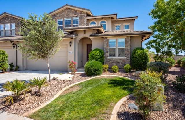 Resort Style Living!! Very Nice Home w/ a Community POOL!! photos photos