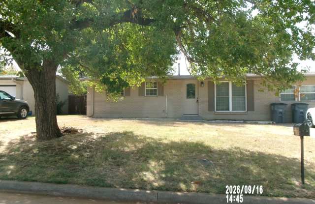 Newly renovated home in Gooch Acres Gallery 1