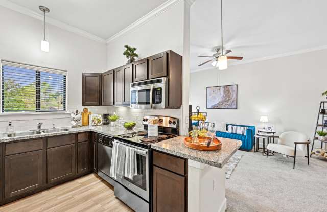The Laurel at Vintage Park 55+ - Senior Housing Gallery 4