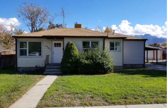 Lovely 2 Bed/2 Bath Home photos photos