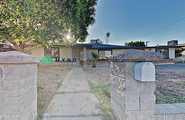 4009 N 48th Ave - 4009 North 48th Avenue, Phoenix, AZ 85031