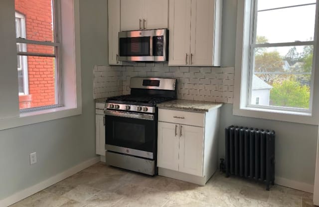 6 Molter Place - 4 photos photos