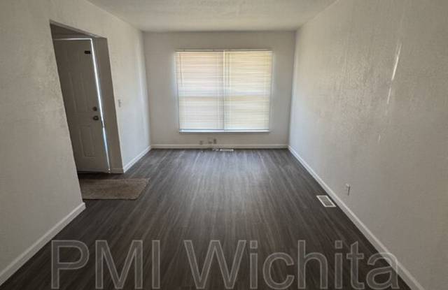2329 S Belmont St photos photos