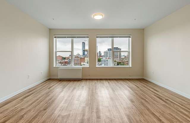 43 Fairview Ave Gallery 2