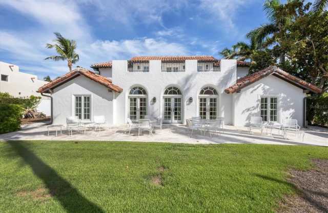 1031 10TH STREET W photos photos
