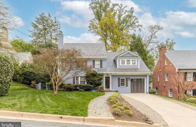 3209 THORNAPPLE Street photos photos