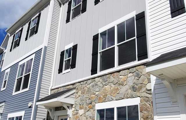 11135 REISTERSTOWN ROAD Gallery 3