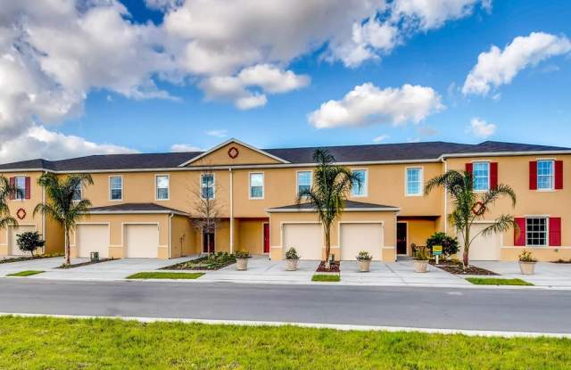 3 Bedroom 2.5 Bath Townhome For Rent at 371 Arbor Lakes Drive Davenport, Fl. 33896 - 371 Arbor Lakes Drive, Loughman, FL 33896