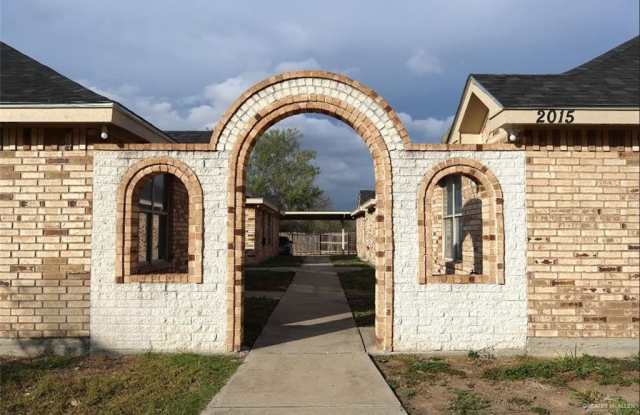 2015 W Western Drive unit: Apt 1 photos photos