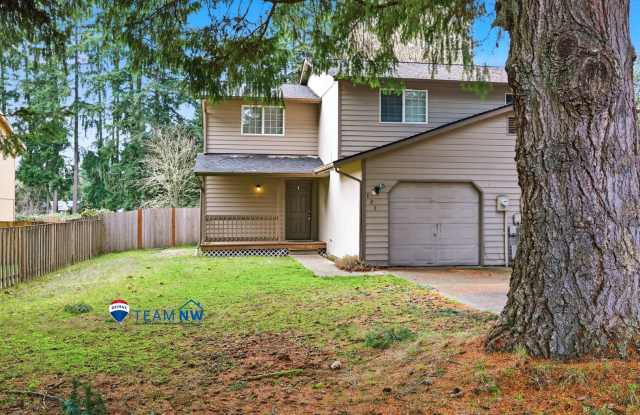 3 bedroom 1.5 bathroom 2 story duplex in Lacey - North Thurston School District. photos photos