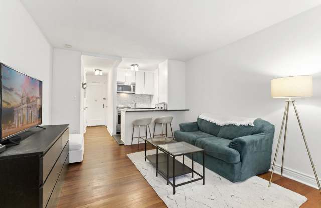 30 East 22nd Street Gallery 2