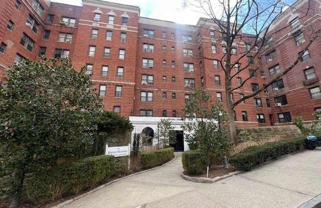 1 Broad Pkway - 1 Broad Parkway, White Plains, NY 10601
