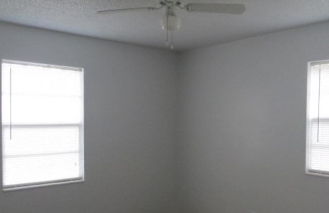 174 OVERLOOK DR Gallery 2