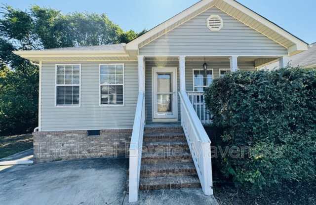 736 North Holly Street - 736 North Holly Street, Chattanooga, TN 37404