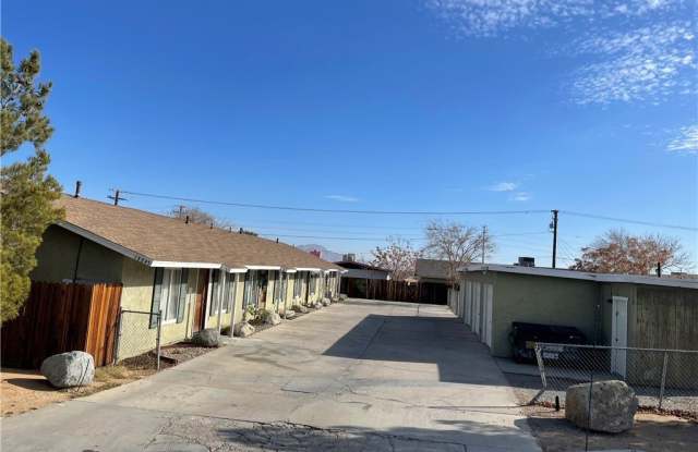 18845 Del Mano Avenue photos photos