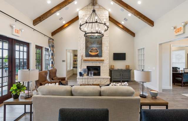 Eaglebrook Apartments Gallery 3