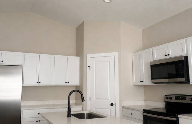 1778 East Decarsky Court Gallery 1
