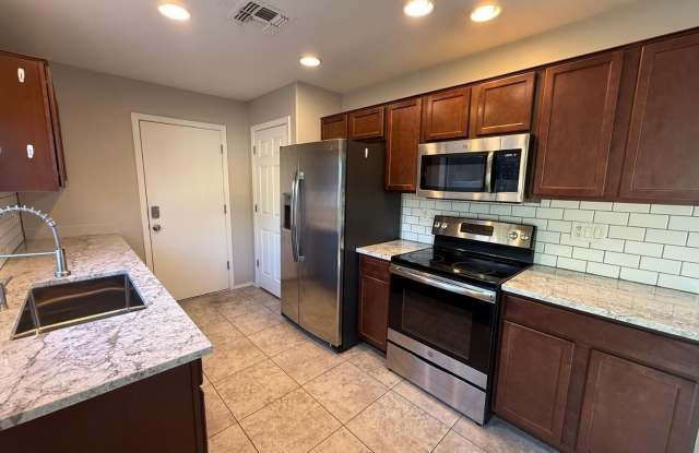 506 E Townley Avenue photos photos