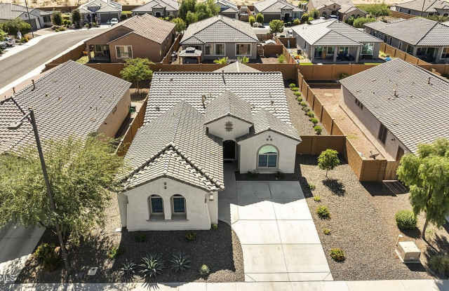 Charming 3BR House in Buckeye Gallery 1
