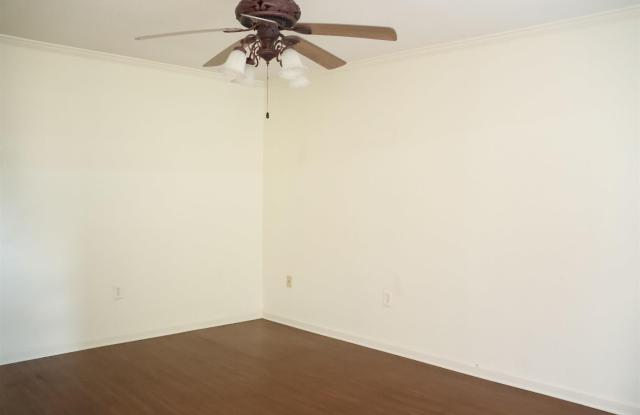 10298 W Winston Ave Gallery 3