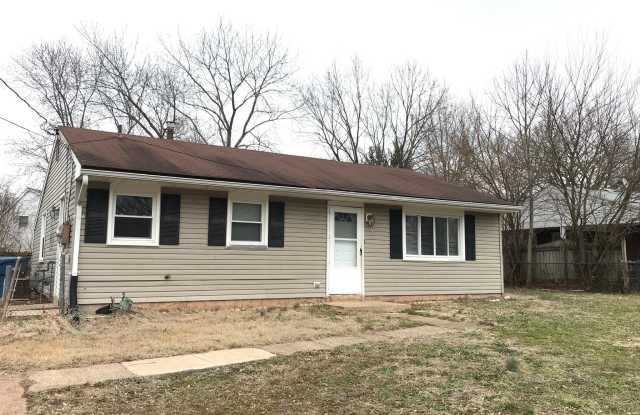 9108 YORKSHIRE LANE - 9108 Yorkshire Lane, Loch Lomond, VA 20111