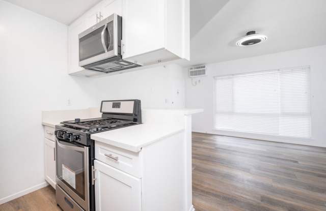 2469 S. Robertson Blvd. photos photos