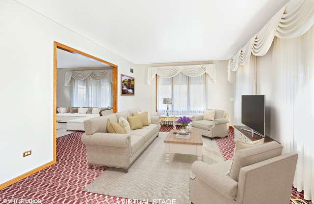5031 Golf Road Gallery 3