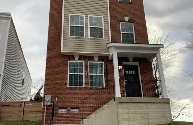 2524 WEST Street SE photos photos 2524 WEST Street SE photos photos