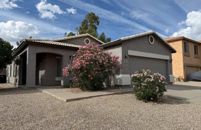 Johnson Ranch, 3 bed, 2 bath, single story, community pool and Golf Gallery 1