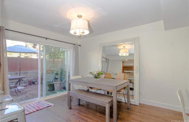 27409 Country Glen Road Gallery 4