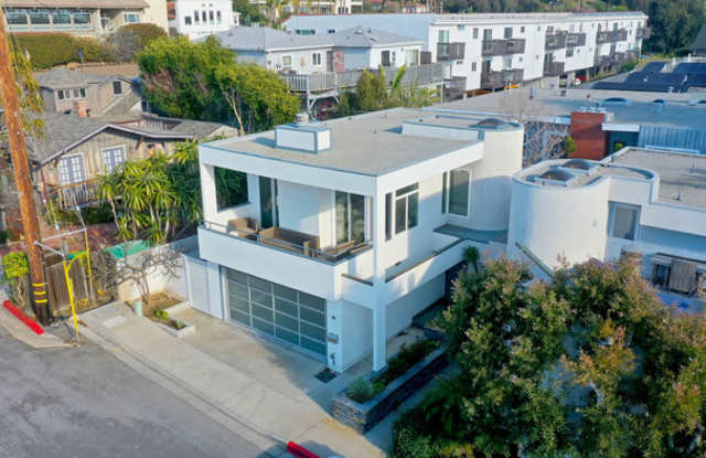161 Ruby Street Gallery 2