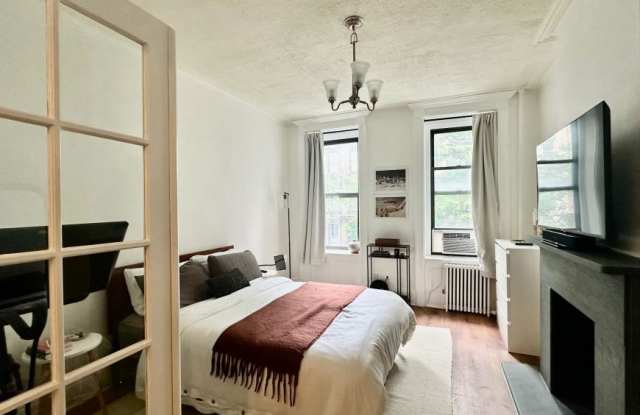 516 East 84th Street photos photos