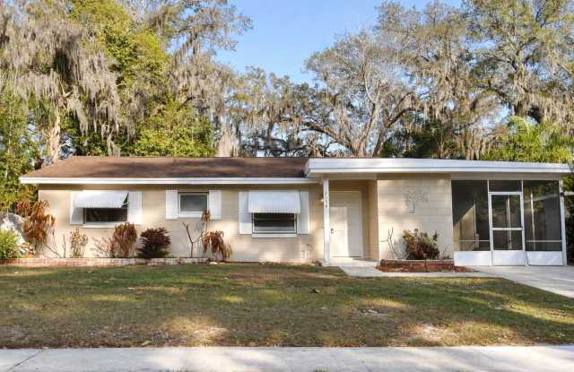 5139 Oak Hill Drive photos photos