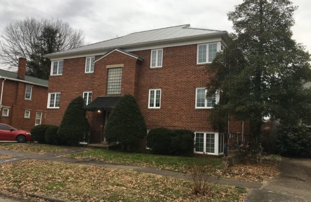 2005 Washington Ave 4 - 2005 Washington Avenue, Huntington, WV 25704