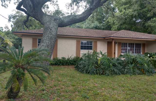 4429 Dolphin Dr Gallery 2