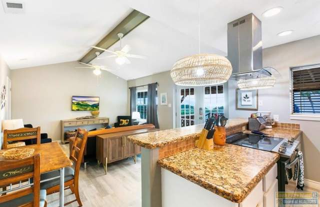 113 Sunny Isle Dr. photos photos