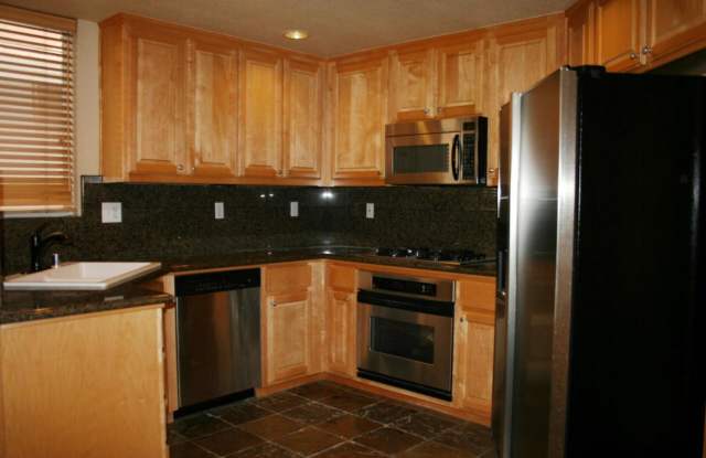 620 King George Avenue photos photos