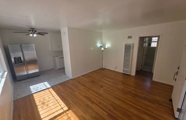 1 BD 1 BA CONDO IN DOWNTOWN LONG BEACH photos photos