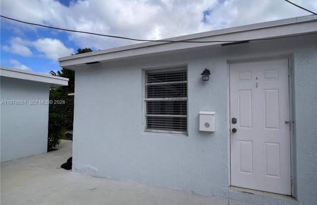 2623 SW 17TH ST photos photos