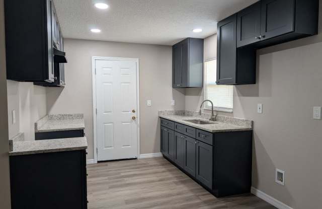 1806 Liston Dr Gallery 3