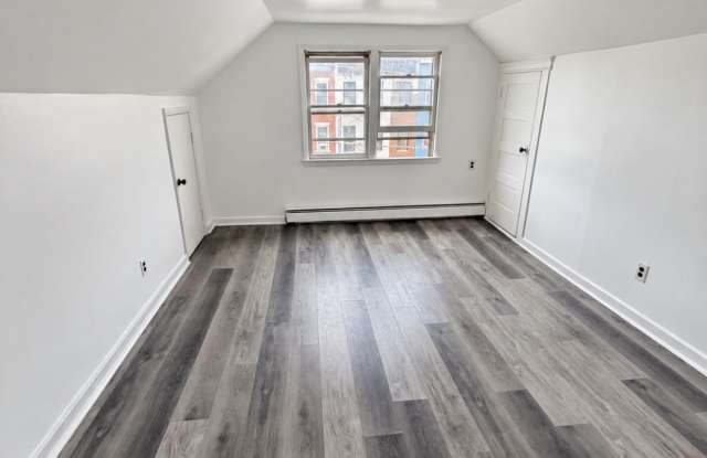 135 Ripley Pl Gallery 2