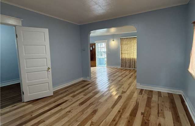 863 Walden Avenue Gallery 3