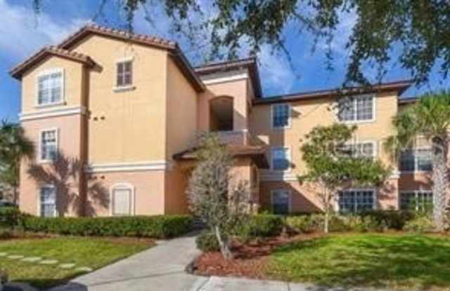 5479 VINELAND ROAD - 5479 Vineland Road, Orlando, FL 32811