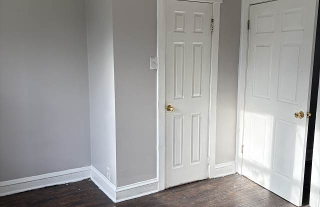 7226 S Champlain Ave photos photos