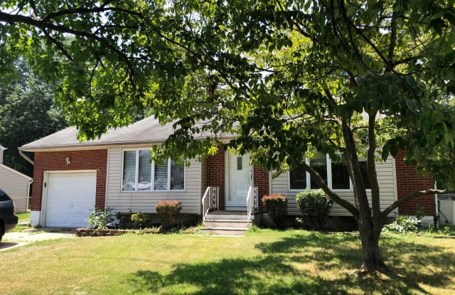 14 LANDON DRIVE - 14 Landon Drive, Bordentown, NJ 08505