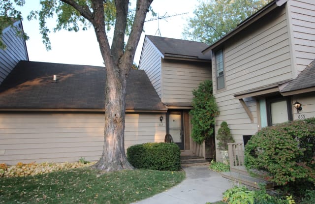 663 BETH Court - 663 Beth Court, Gurnee, IL 60031