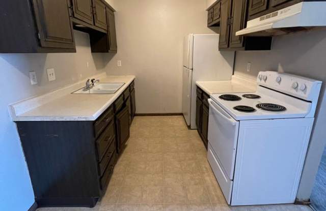 3759 W 9th St photos photos